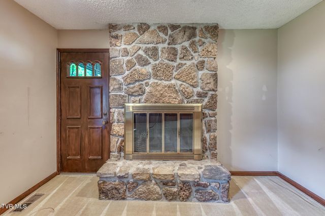 123 Woodside Court, Gray, TN 37615