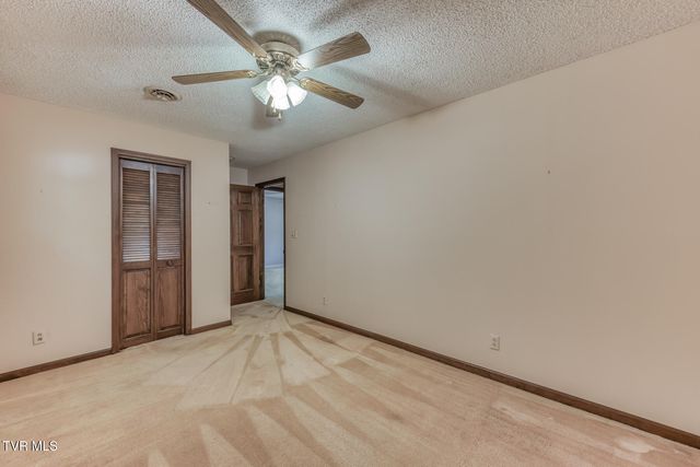 123 Woodside Court, Gray, TN 37615