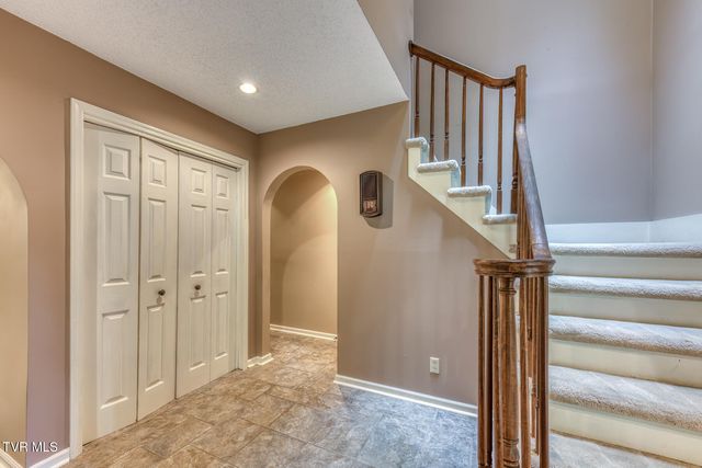 123 Woodside Court, Gray, TN 37615