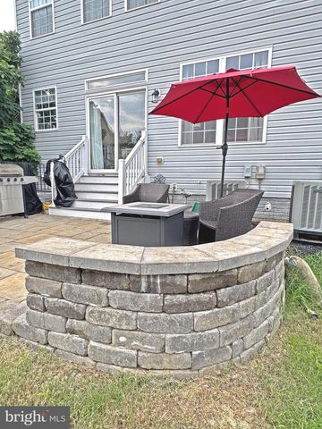 1004 OATS DR, La Plata, MD 20646