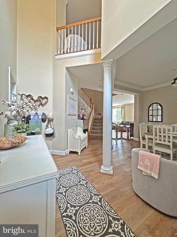 1004 OATS DR, La Plata, MD 20646