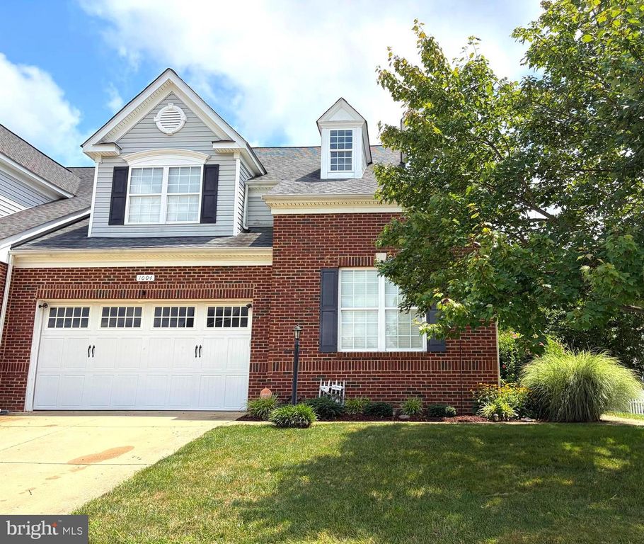 1004 OATS DR, La Plata, MD 20646
