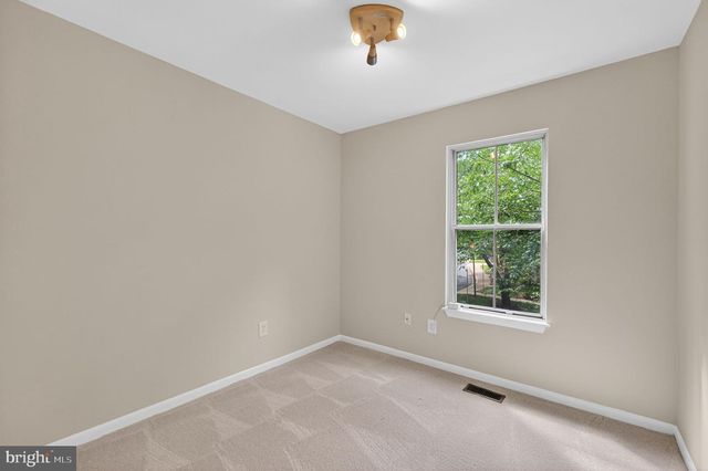 20202 WATERSIDE DR, Germantown, MD 20874