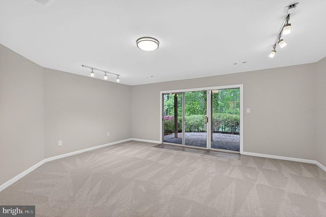 20202 WATERSIDE DR, Germantown, MD 20874
