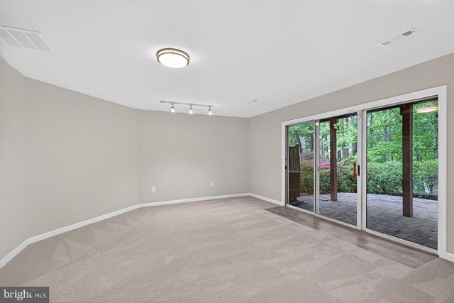 20202 WATERSIDE DR, Germantown, MD 20874