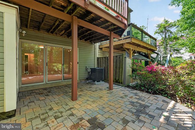 20202 WATERSIDE DR, Germantown, MD 20874