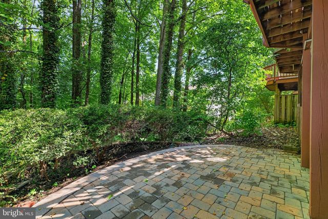 20202 WATERSIDE DR, Germantown, MD 20874