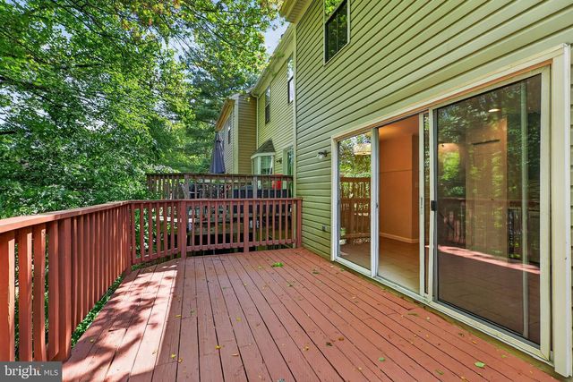 20202 WATERSIDE DR, Germantown, MD 20874