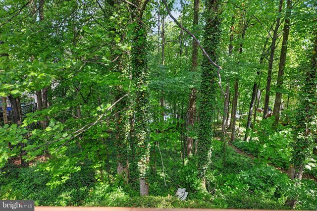 20202 WATERSIDE DR, Germantown, MD 20874