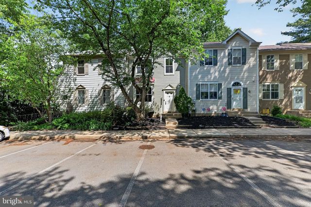 20202 WATERSIDE DR, Germantown, MD 20874