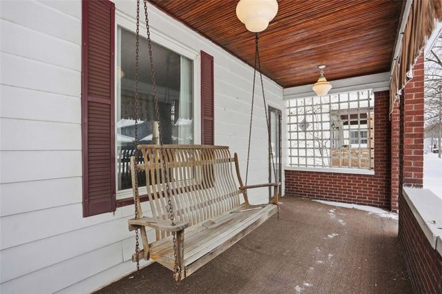 221 Kay St, Wampum, PA 16157