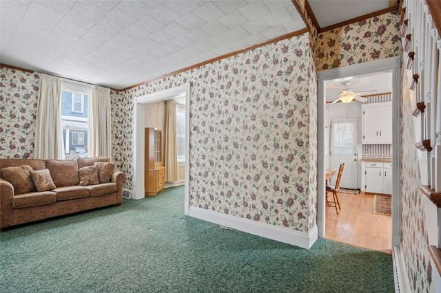 221 Kay St, Wampum, PA 16157