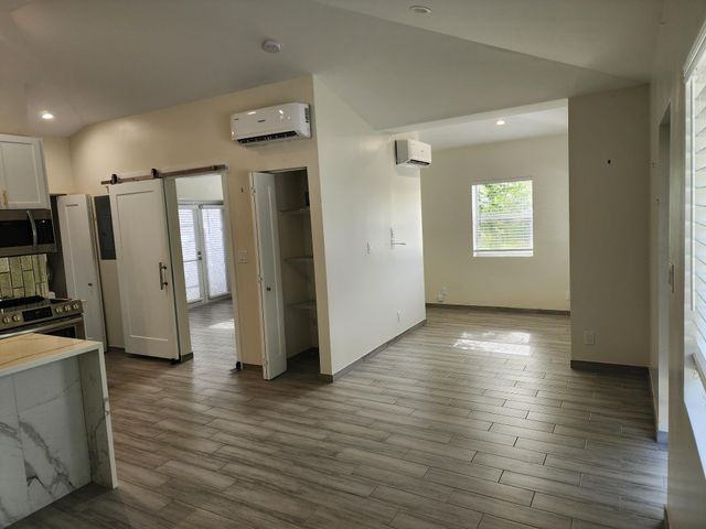 315 SW 7TH Street 1, Fort Lauderdale, FL 33315