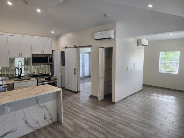 315 SW 7TH Street 1, Fort Lauderdale, FL 33315