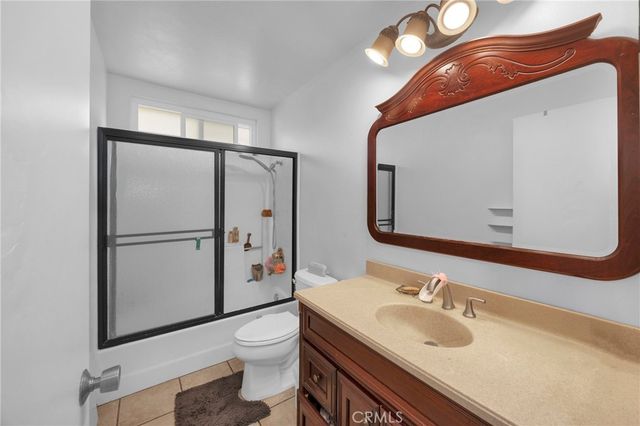 11522 Honeyglen Road 26, Pacoima, CA 91331