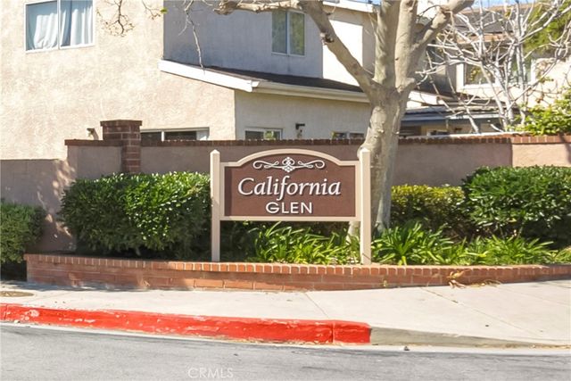 11522 Honeyglen Road 26, Pacoima, CA 91331