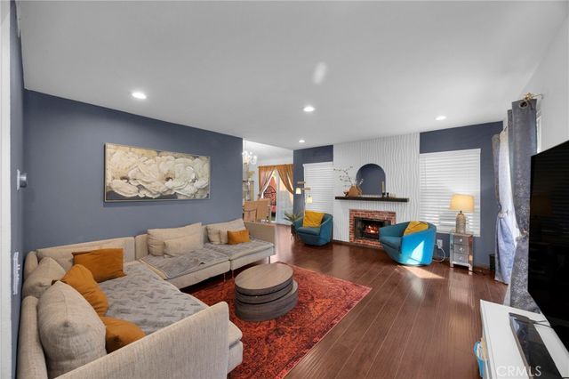 11522 Honeyglen Road 26, Pacoima, CA 91331
