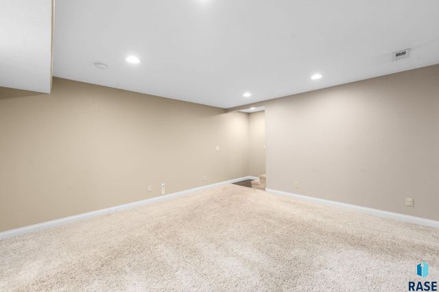 105 E Switch Grass Trl Trail, Brandon, SD 57005