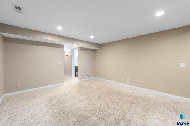 105 E Switch Grass Trl Trail, Brandon, SD 57005