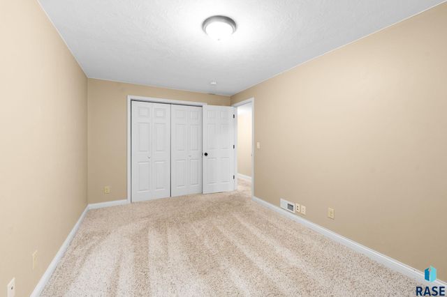 105 E Switch Grass Trl Trail, Brandon, SD 57005