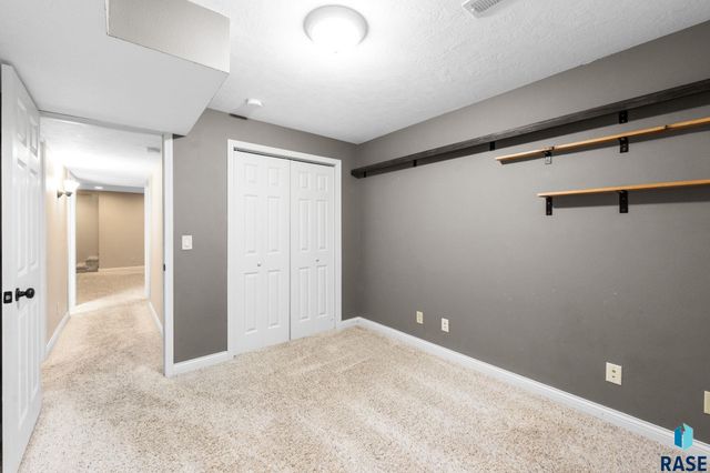 105 E Switch Grass Trl Trail, Brandon, SD 57005