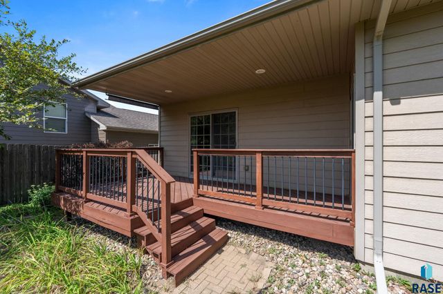 105 E Switch Grass Trl Trail, Brandon, SD 57005