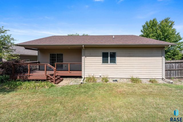 105 E Switch Grass Trl Trail, Brandon, SD 57005