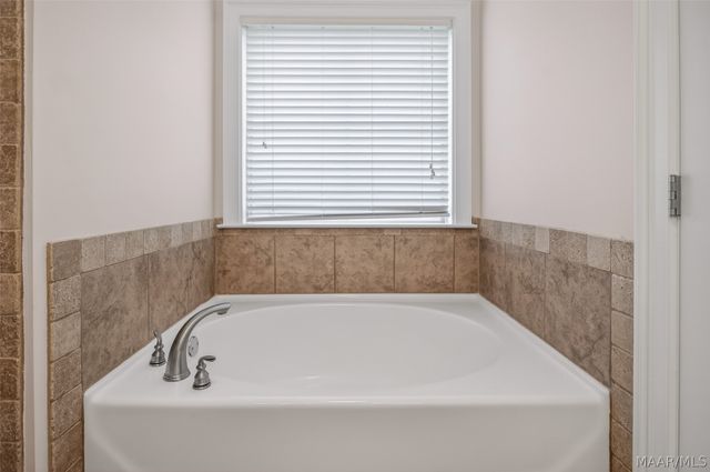 8252 Ryan Ridge Loop, Montgomery, AL 36117