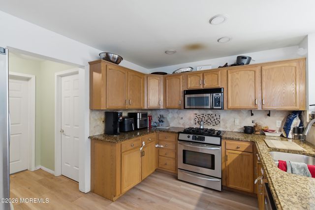 829 Knight Street, Toms River, NJ 08753