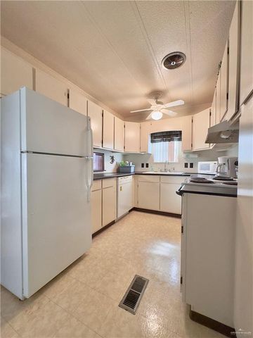 2113 Loker Street, Mission, TX 78572