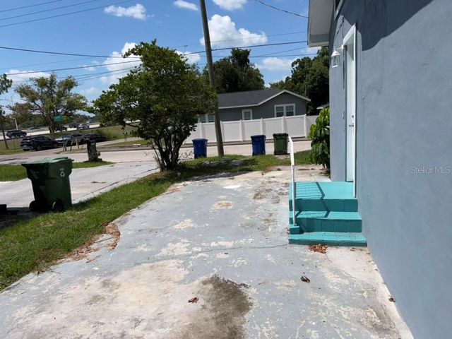 703 E HAMILTON AVENUE, Tampa, FL 33604