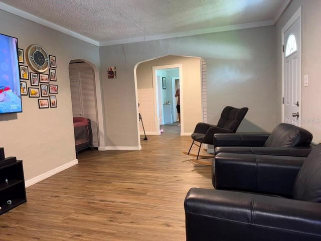 703 E HAMILTON AVENUE, Tampa, FL 33604