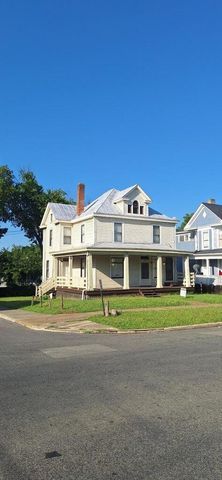 1202 MELROSE AVE, Roanoke, VA 24017