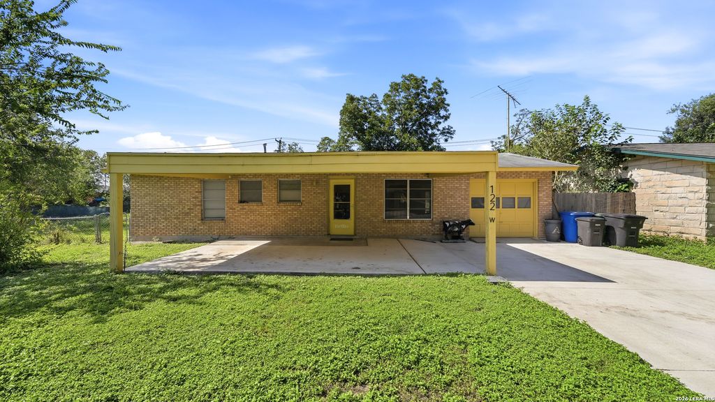 122 W HUTCHINS PL, San Antonio, TX 78221
