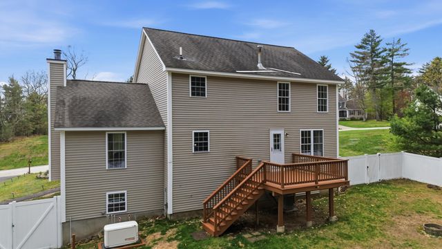55 Woodhawk Drive, Milford, NH 03055