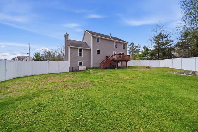 55 Woodhawk Drive, Milford, NH 03055