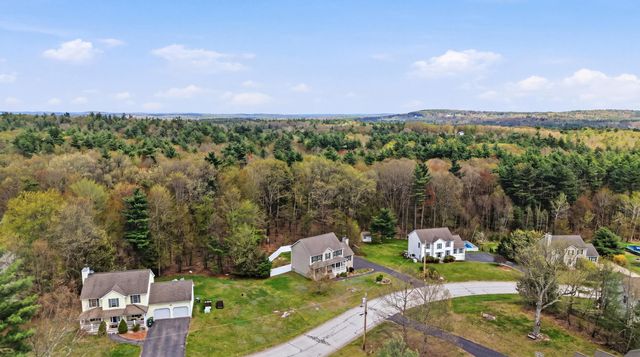 55 Woodhawk Drive, Milford, NH 03055