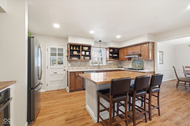 6203 Hillcrest Lane, Indianapolis, IN 46220