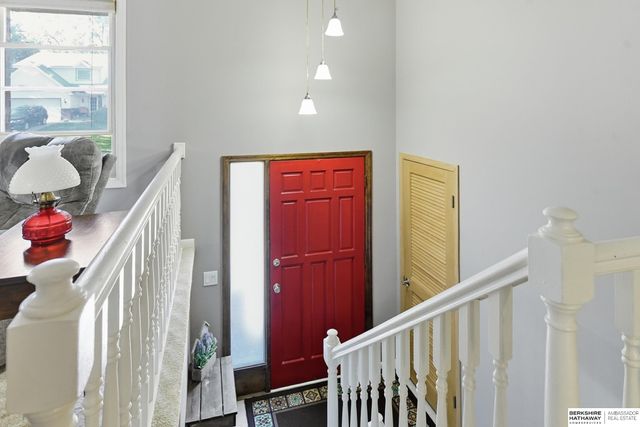 1405 Beechwood Avenue, Papillion, NE 68133