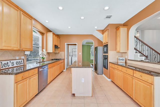 2333 Acadiana Lane, Seabrook, TX 77586