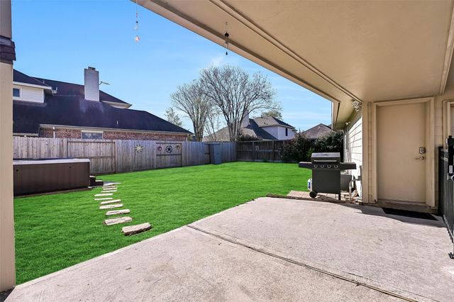 2333 Acadiana Lane, Seabrook, TX 77586