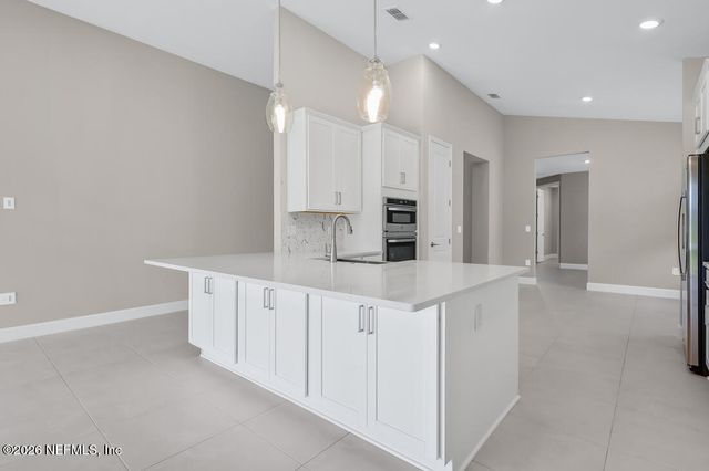 35 ARMOYAN Drive, Palm Coast, FL 32137