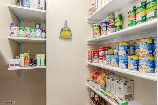 9992 Peak Lookout Street, Las Vegas, NV 89178