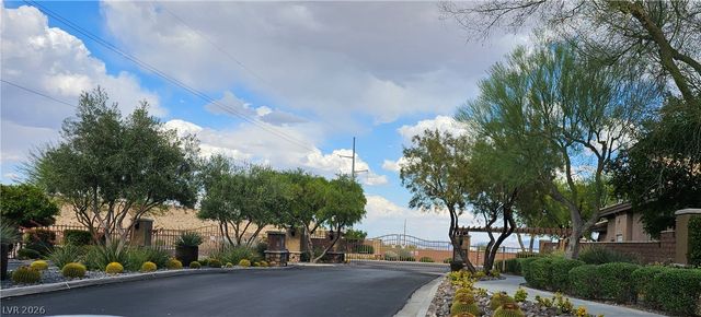 9992 Peak Lookout Street, Las Vegas, NV 89178