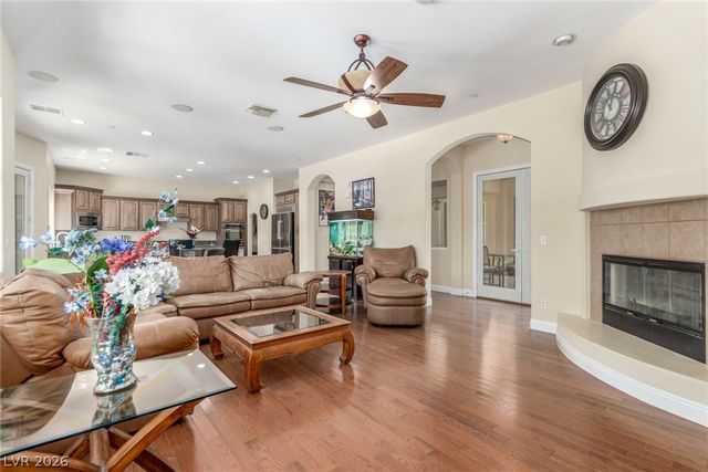 9992 Peak Lookout Street, Las Vegas, NV 89178