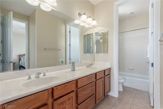 9992 Peak Lookout Street, Las Vegas, NV 89178