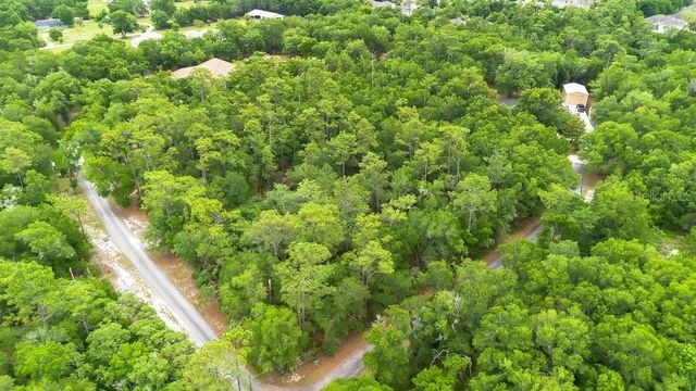 1121 SILVER SADDLE TRAIL, Deland, FL 32724