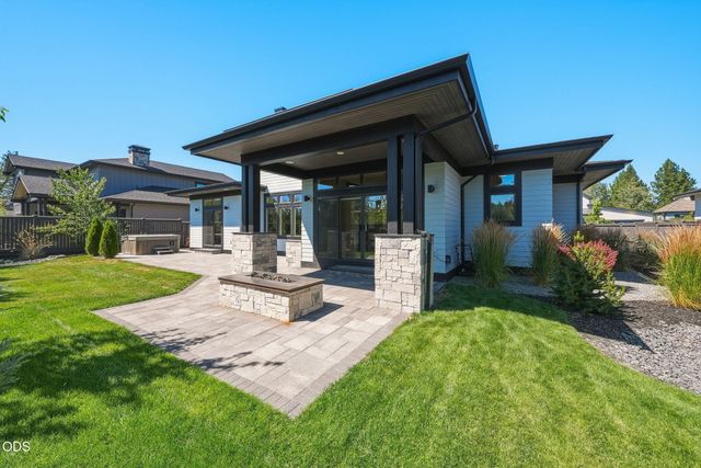 3431 NW Jackwood Place, Bend, OR 97703
