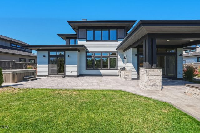 3431 NW Jackwood Place, Bend, OR 97703