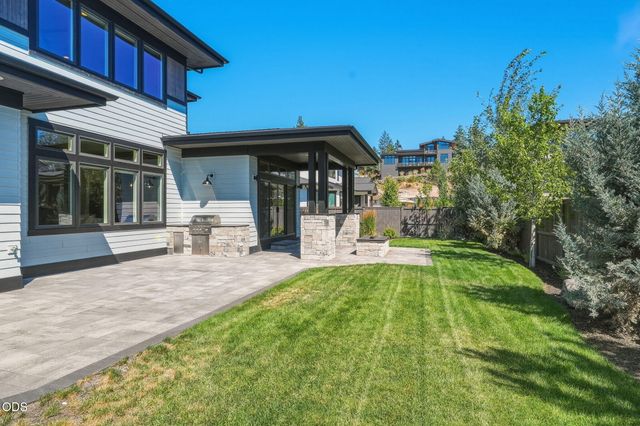 3431 NW Jackwood Place, Bend, OR 97703